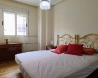 Odsprzedaż - Apartament - Torrevieja - Center