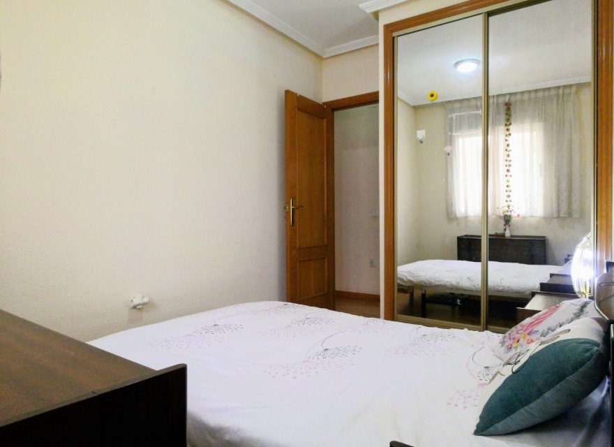 Odsprzedaż - Apartament - Torrevieja - Center