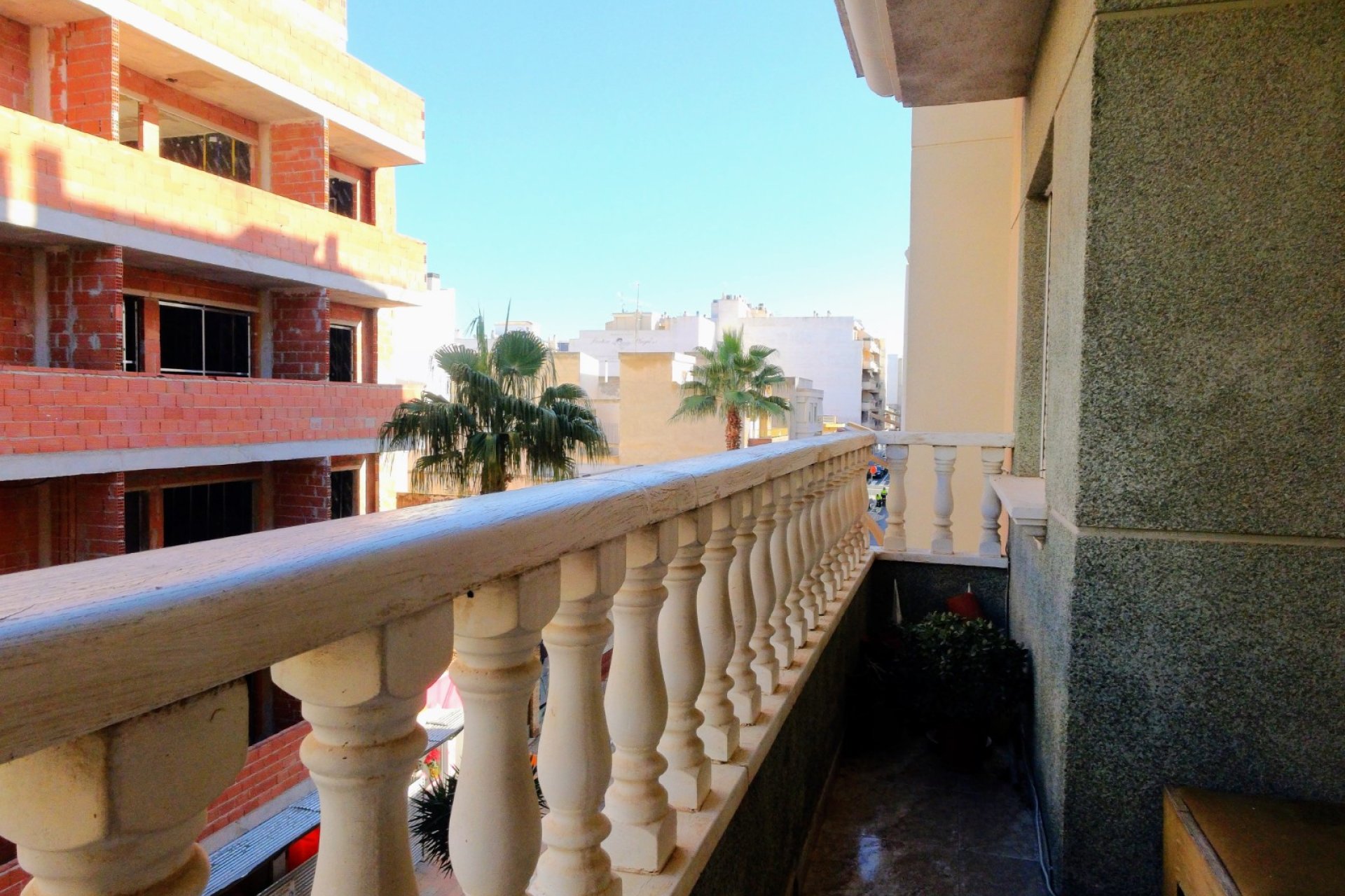 Odsprzedaż - Apartament - Torrevieja - Center