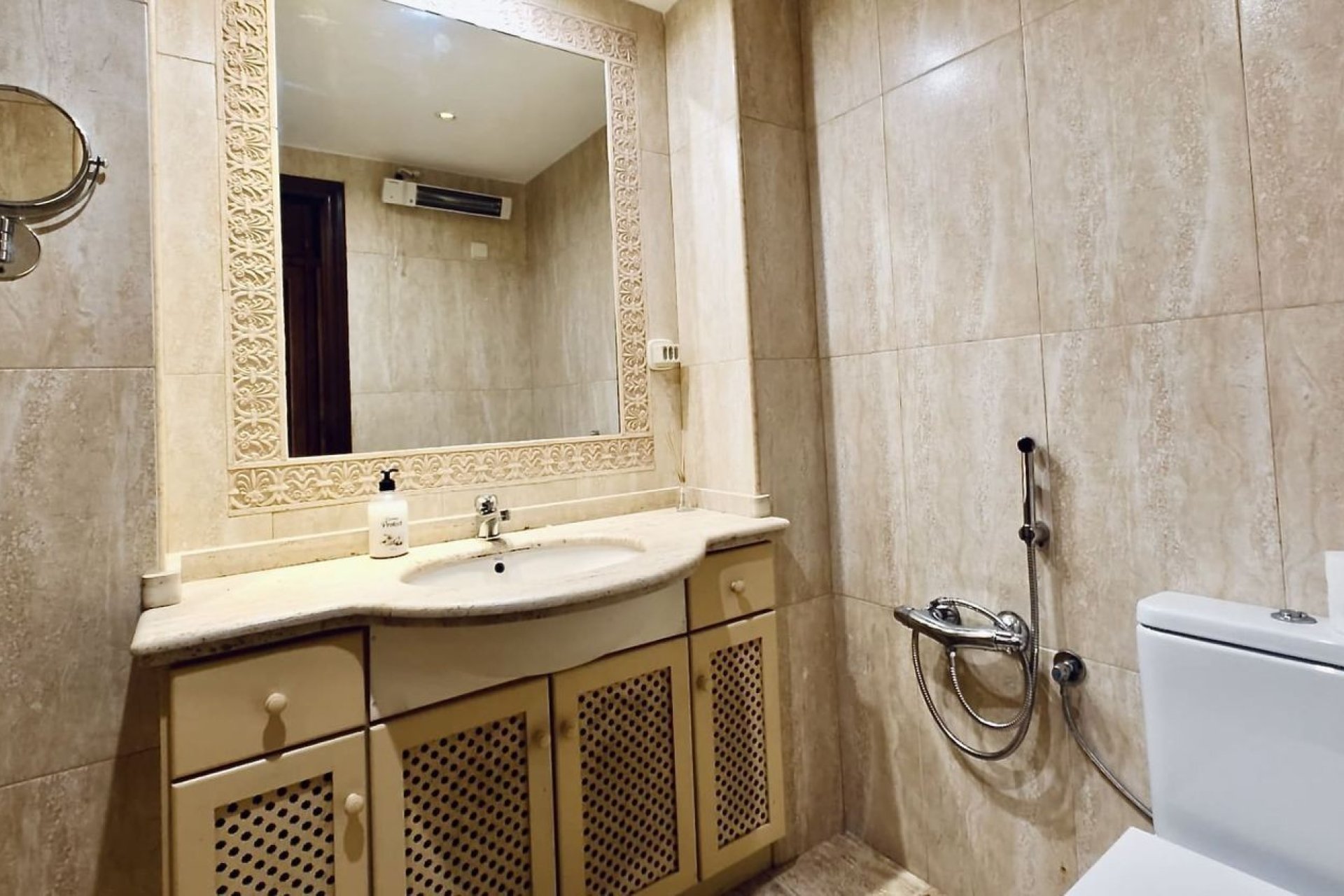 Odsprzedaż - Apartament - Torrevieja - Centro - Muelle Pesquero