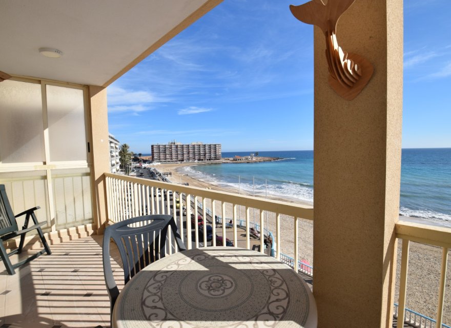 Odsprzedaż - Apartament - Torrevieja - Curva del Palangre