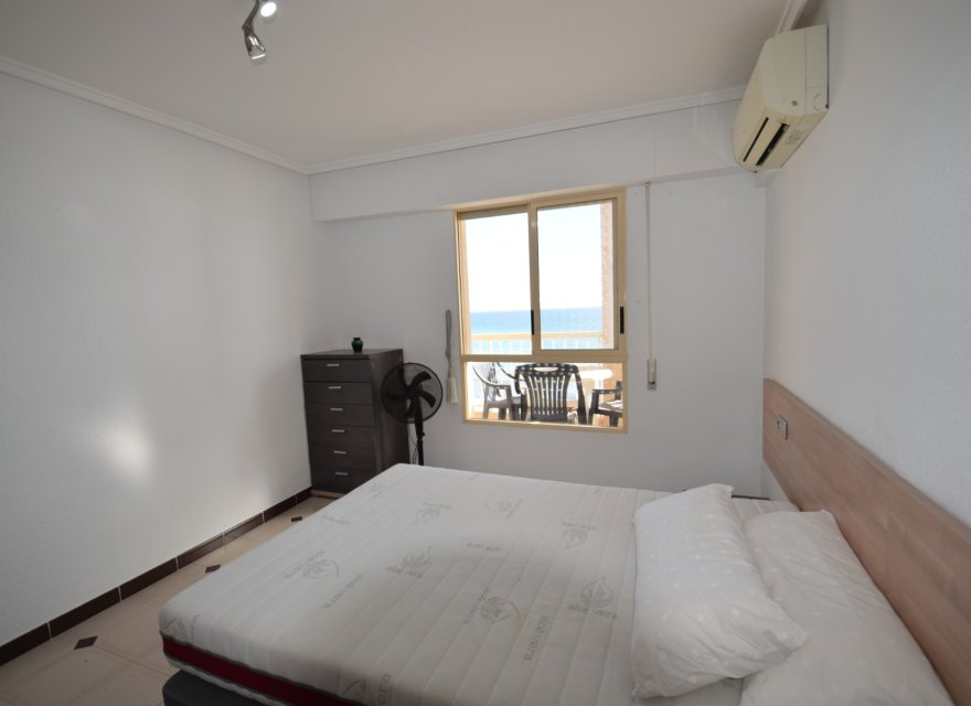 Odsprzedaż - Apartament - Torrevieja - Curva del Palangre