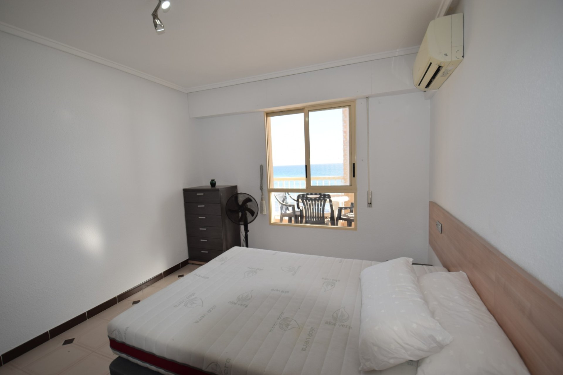 Odsprzedaż - Apartament - Torrevieja - Curva del Palangre