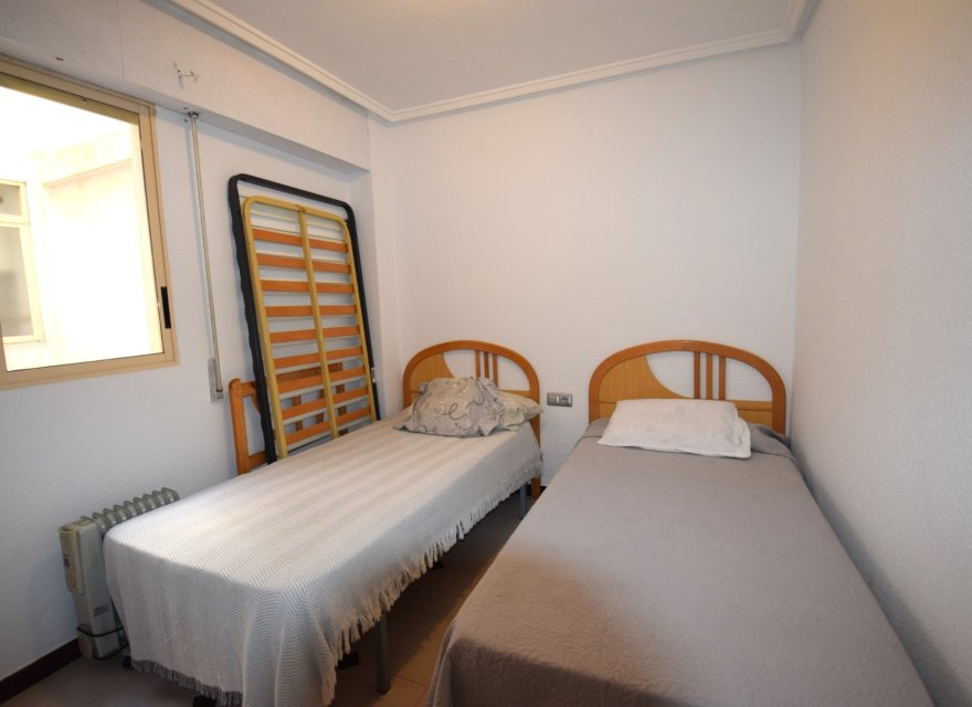 Odsprzedaż - Apartament - Torrevieja - Curva del Palangre