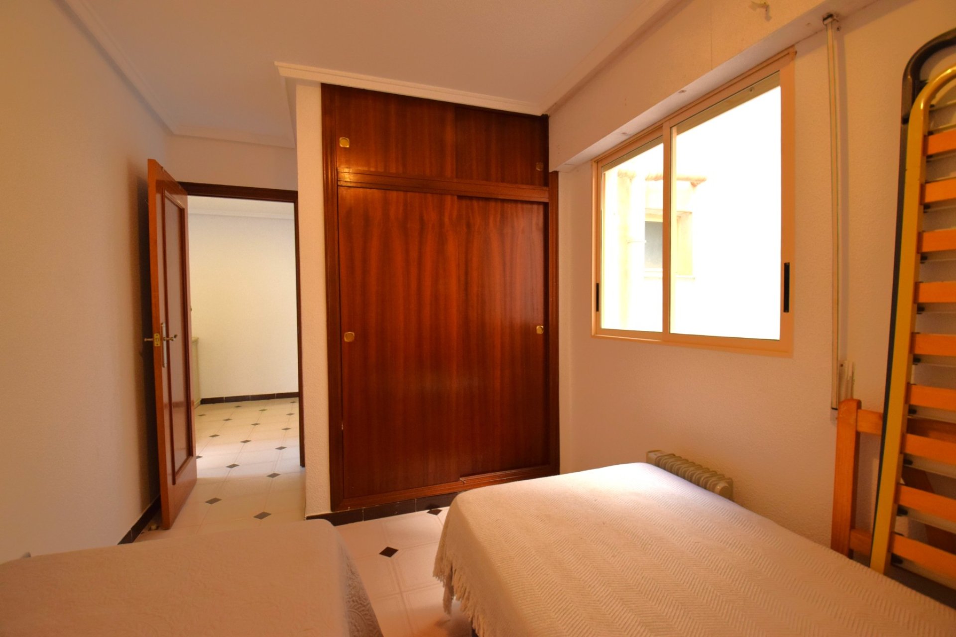 Odsprzedaż - Apartament - Torrevieja - Curva del Palangre