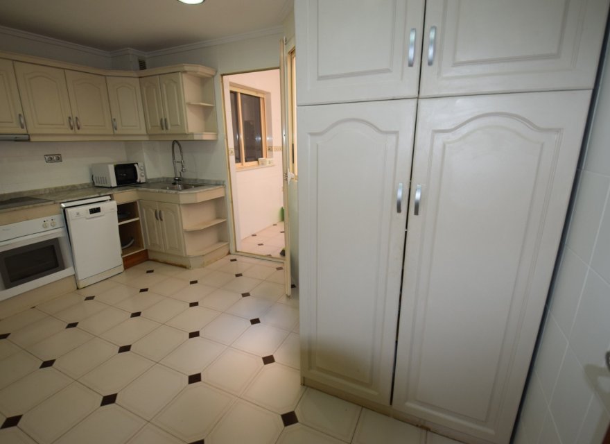 Odsprzedaż - Apartament - Torrevieja - Curva del Palangre