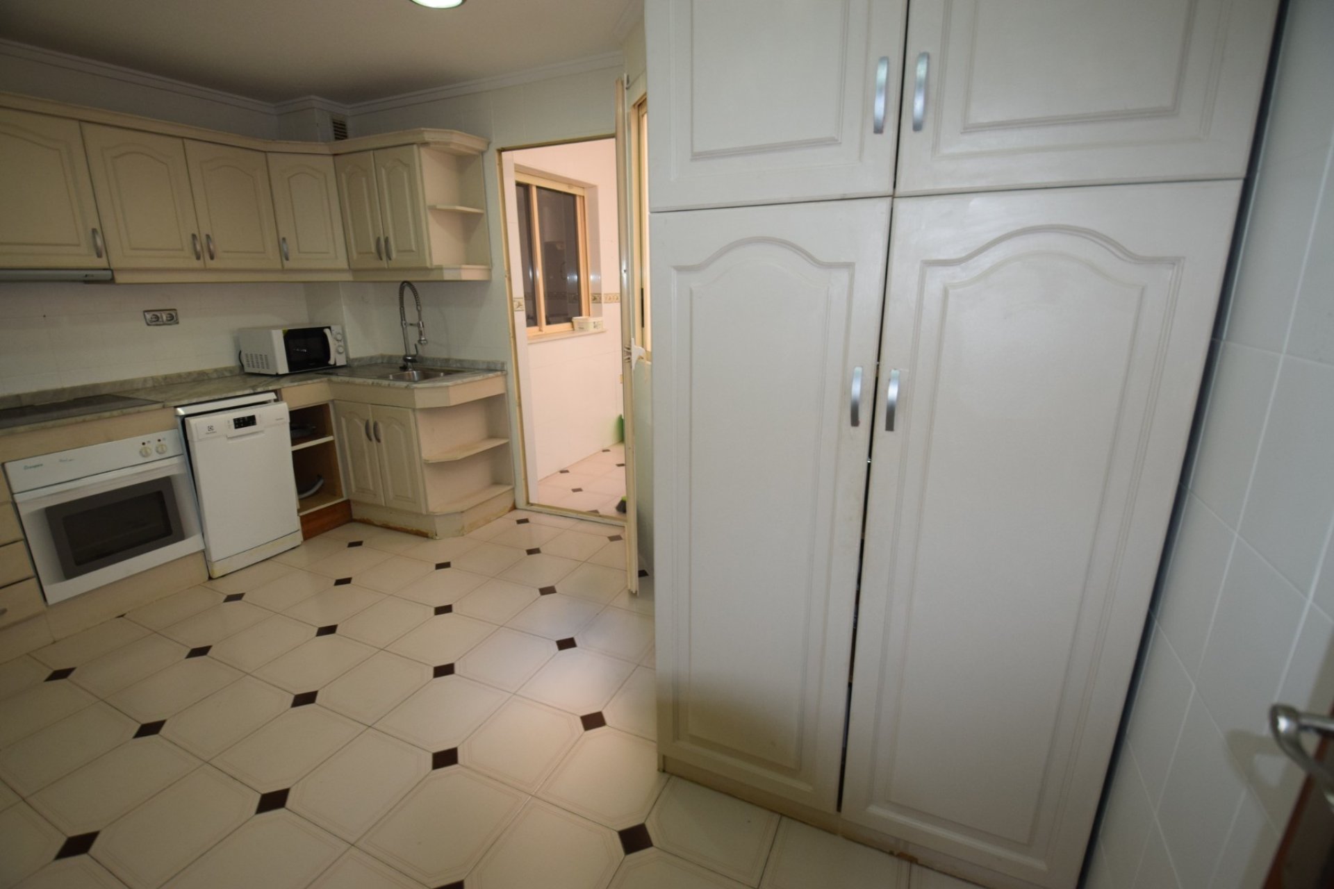 Odsprzedaż - Apartament - Torrevieja - Curva del Palangre