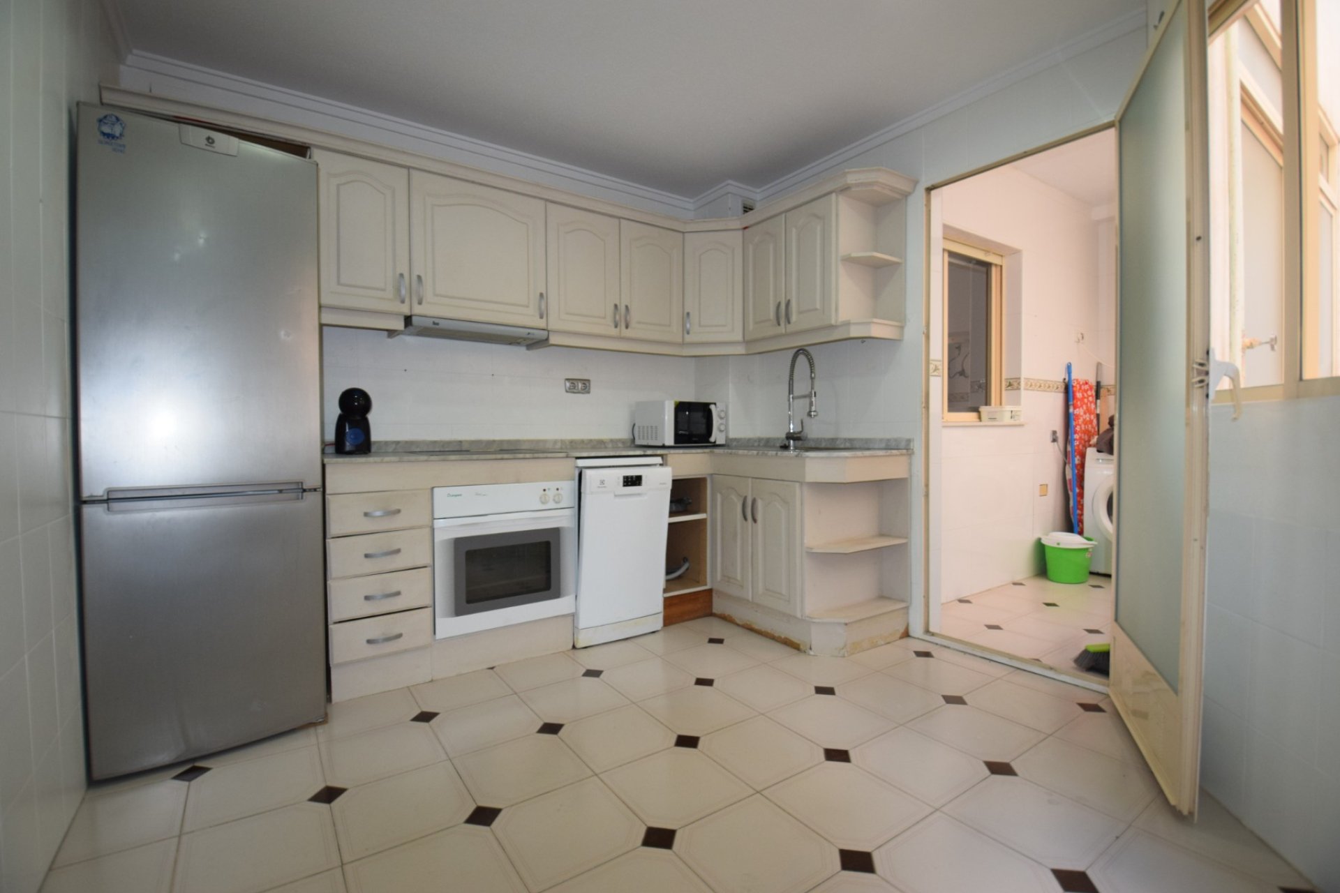 Odsprzedaż - Apartament - Torrevieja - Curva del Palangre