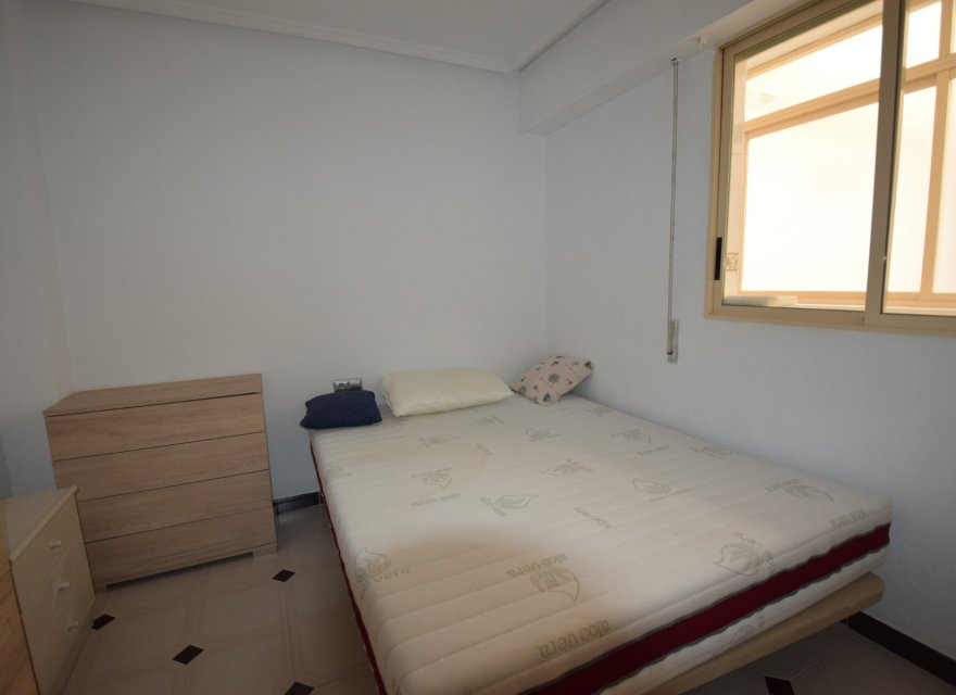 Odsprzedaż - Apartament - Torrevieja - Curva del Palangre