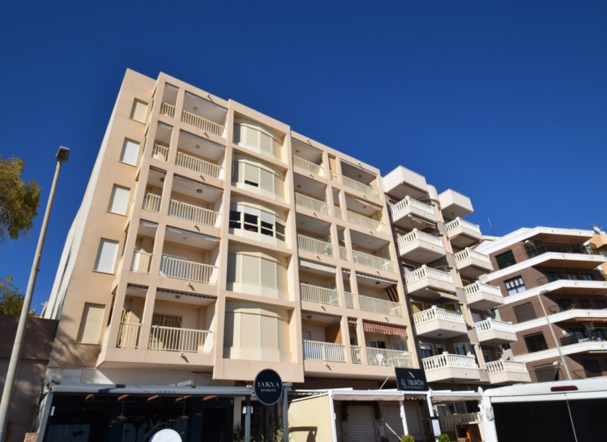 Odsprzedaż - Apartament - Torrevieja - Curva del Palangre