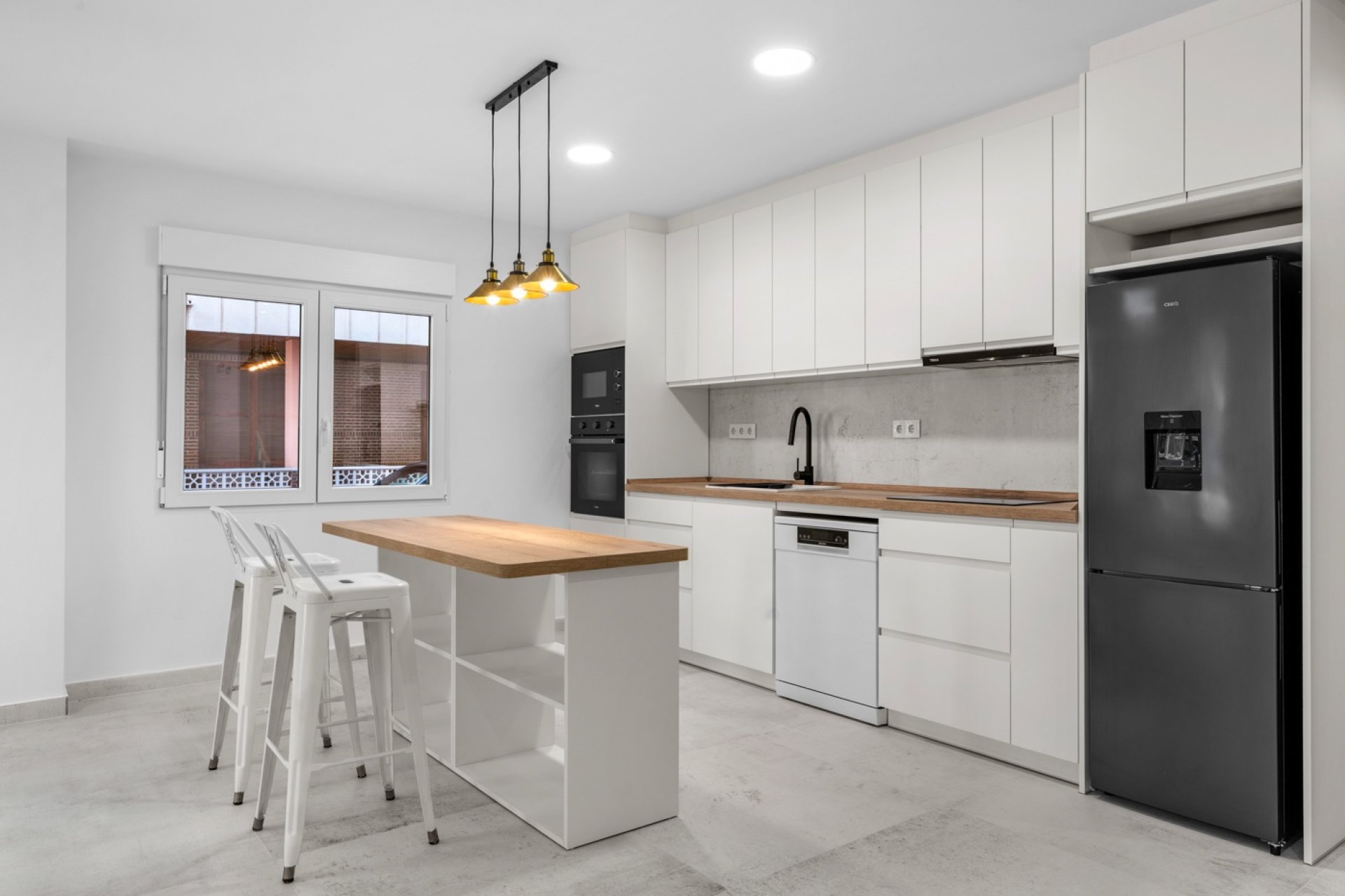 Odsprzedaż - Apartament - Torrevieja - El Acequión - Los Náufragos