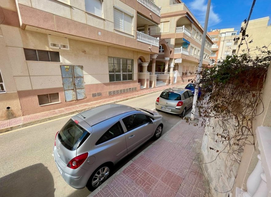 Odsprzedaż - Apartament - Torrevieja - La Mata pueblo