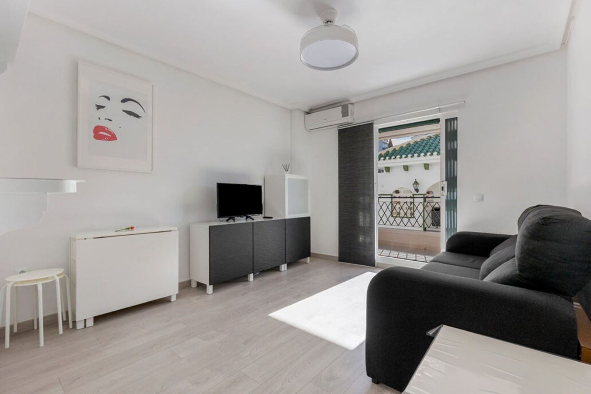 Odsprzedaż - Apartament - Torrevieja - La Mata