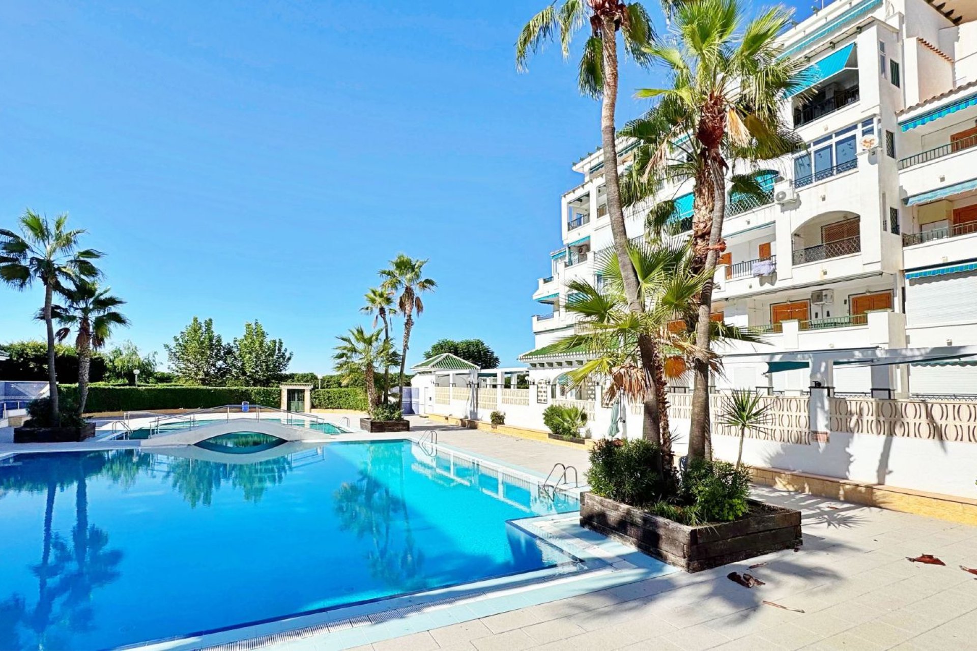 Odsprzedaż - Apartament - Torrevieja - La Mata