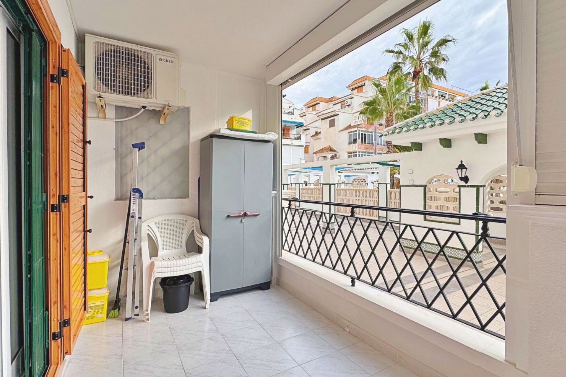 Odsprzedaż - Apartament - Torrevieja - La Mata