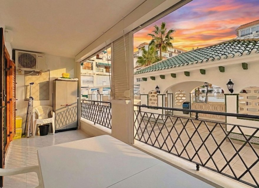 Odsprzedaż - Apartament - Torrevieja - La Mata