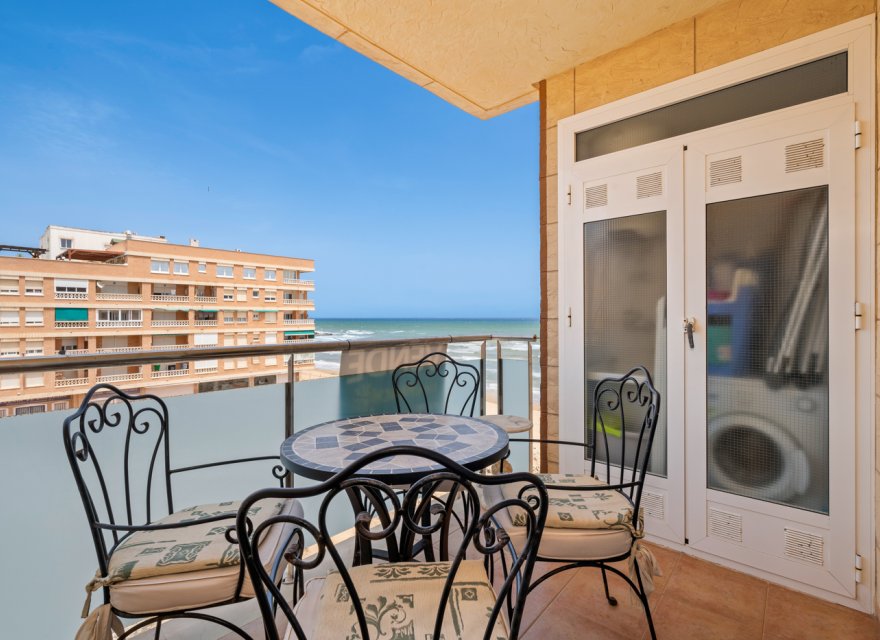 Odsprzedaż - Apartament - Torrevieja - La Mata