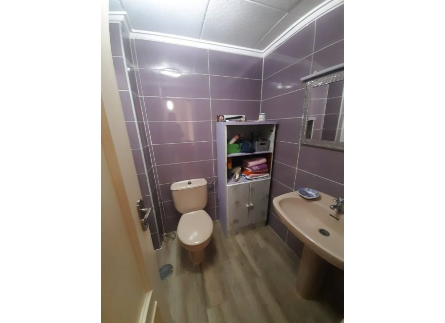 Odsprzedaż - Apartament - Torrevieja - La Mata