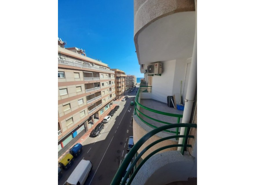 Odsprzedaż - Apartament - Torrevieja - La Mata