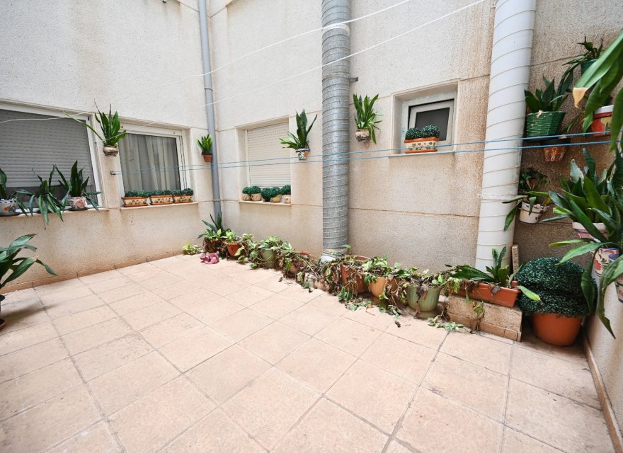 Odsprzedaż - Apartament - Torrevieja - La Mata