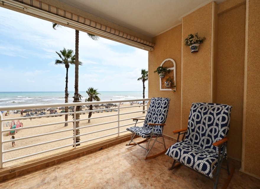 Odsprzedaż - Apartament - Torrevieja - La Mata