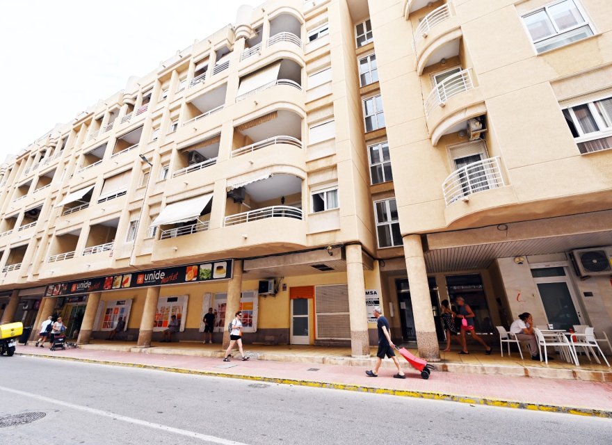 Odsprzedaż - Apartament - Torrevieja - La Mata