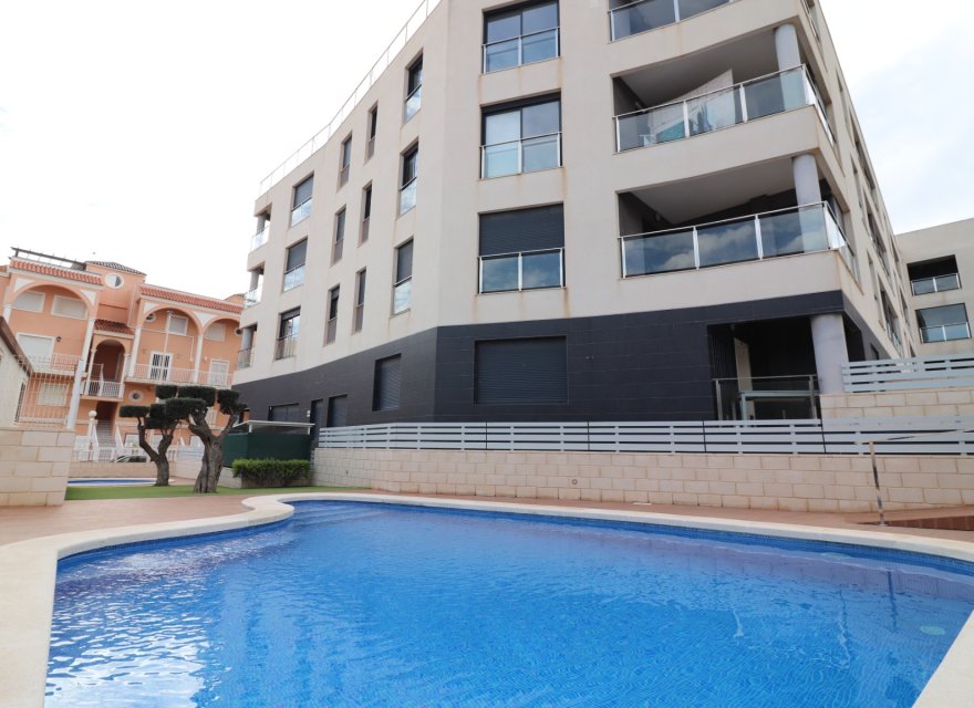 Odsprzedaż - Apartament - Torrevieja - La Mata