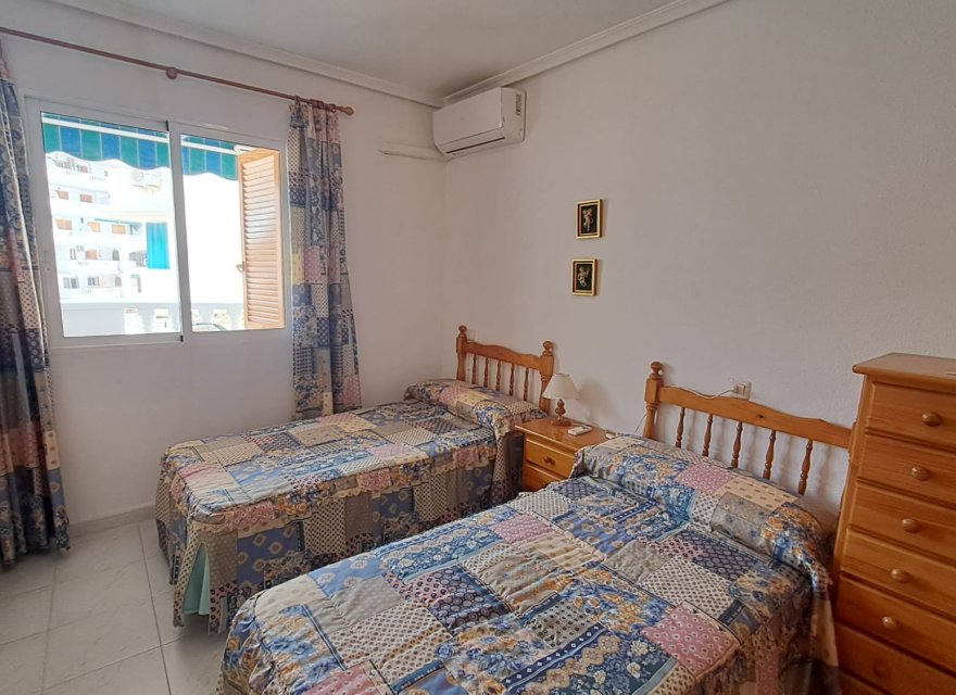 Odsprzedaż - Apartament - Torrevieja - La Mata