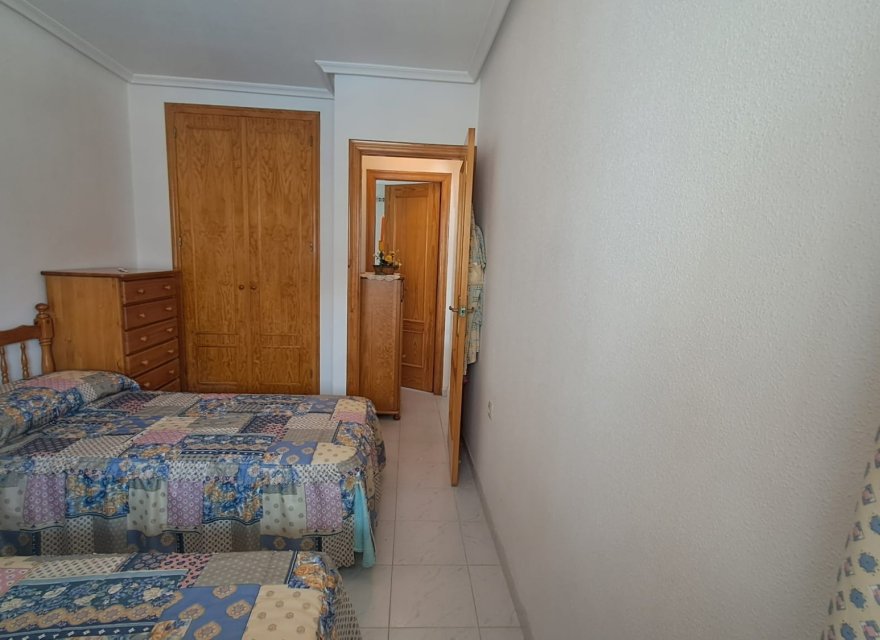 Odsprzedaż - Apartament - Torrevieja - La Mata