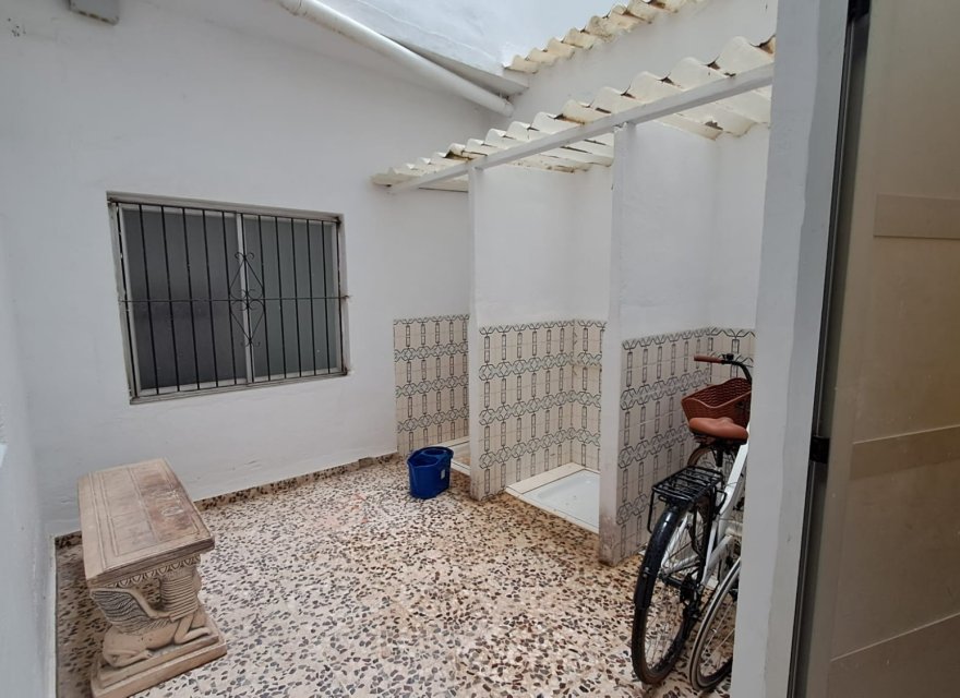 Odsprzedaż - Apartament - Torrevieja - La Mata