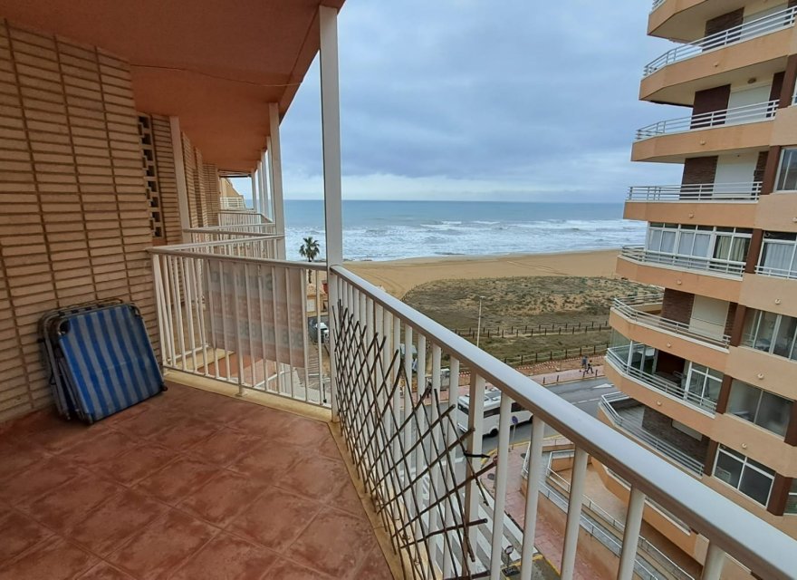 Odsprzedaż - Apartament - Torrevieja - La Mata