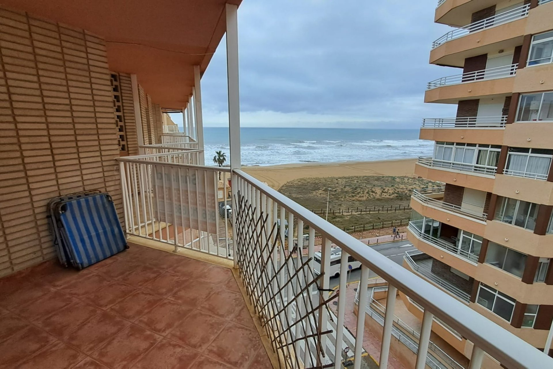 Odsprzedaż - Apartament - Torrevieja - La Mata