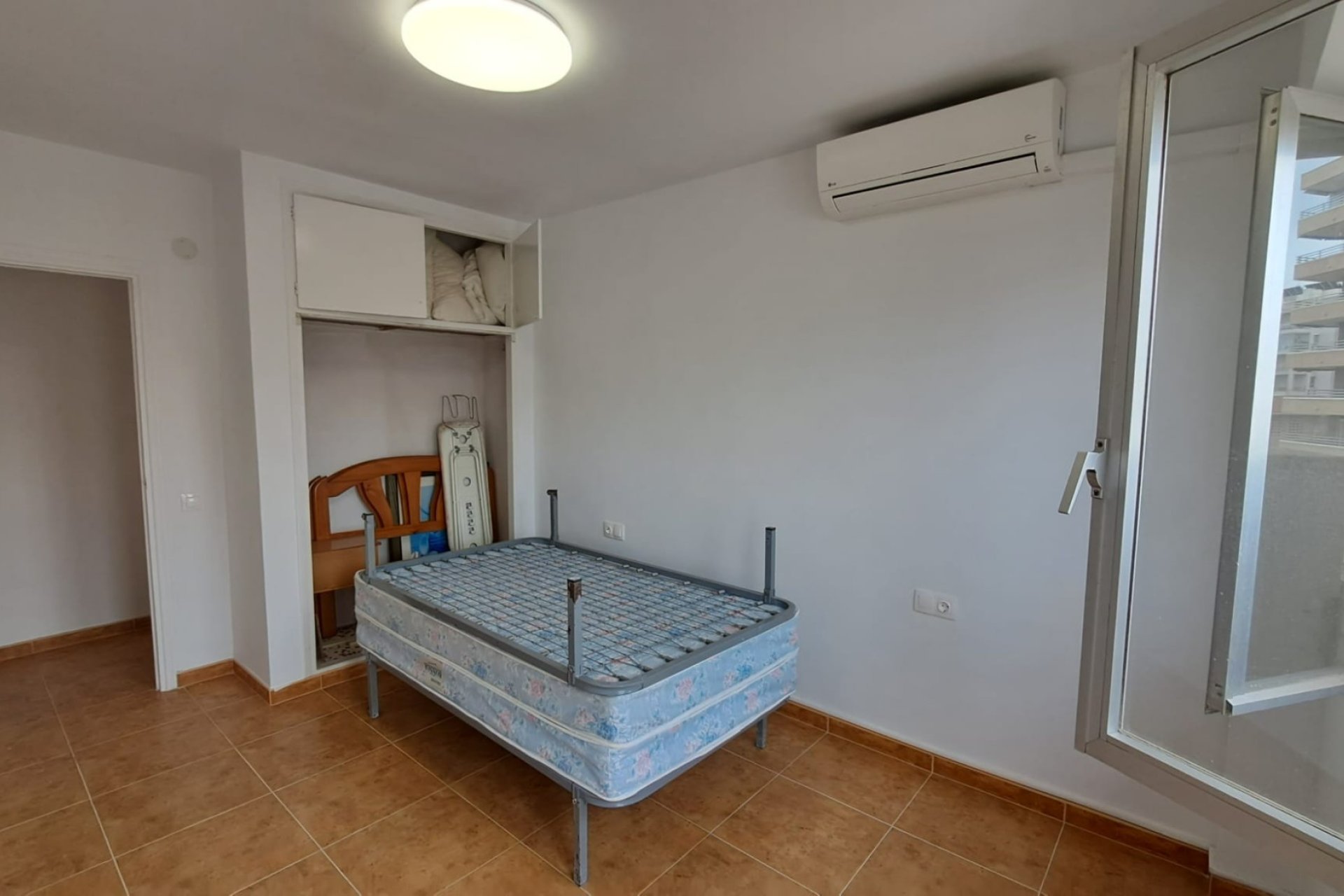 Odsprzedaż - Apartament - Torrevieja - La Mata