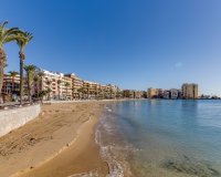 Odsprzedaż - Apartament - Torrevieja - Las Piscinas Naturales