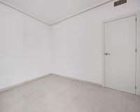 Odsprzedaż - Apartament - Torrevieja - Las Piscinas Naturales