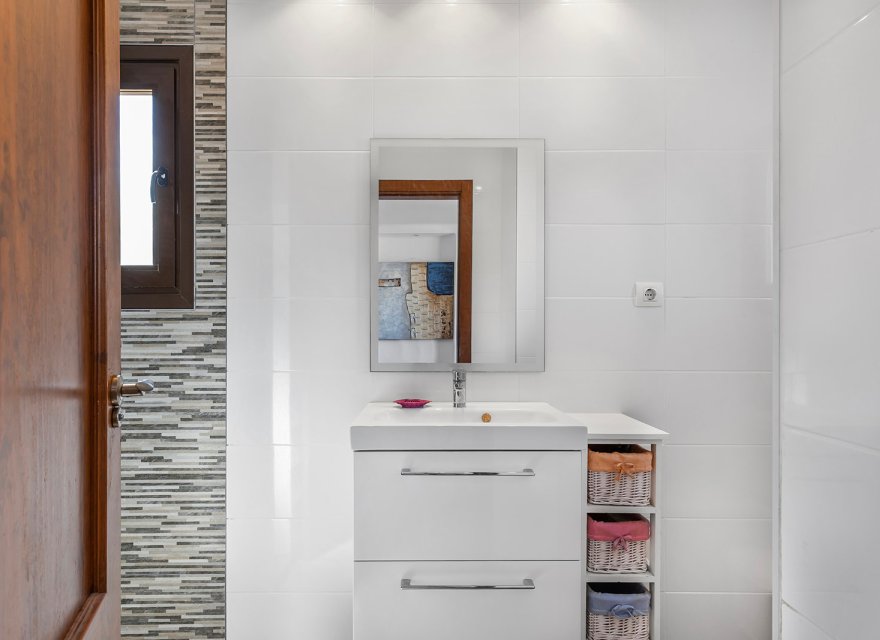 Odsprzedaż - Apartament - Torrevieja - Los Altos