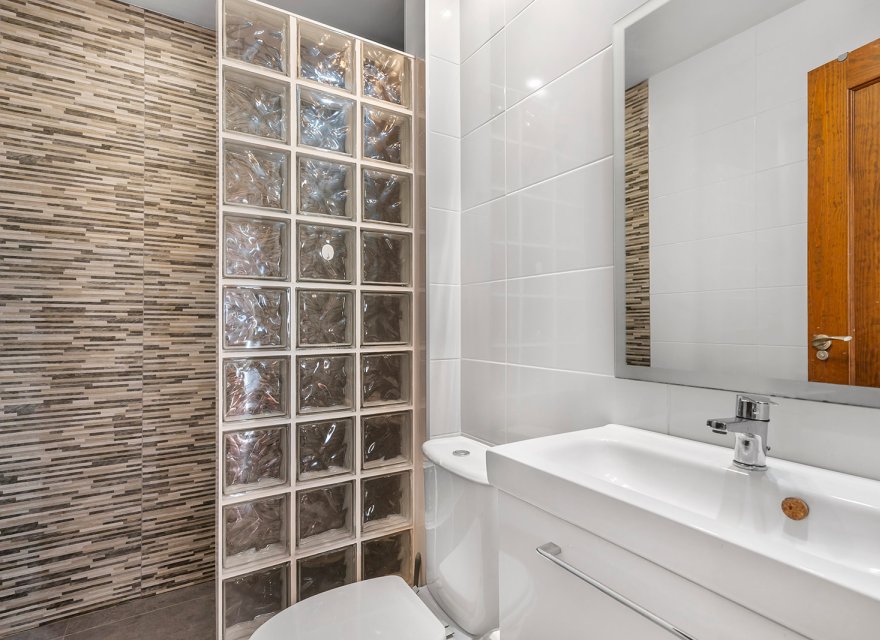 Odsprzedaż - Apartament - Torrevieja - Los Altos