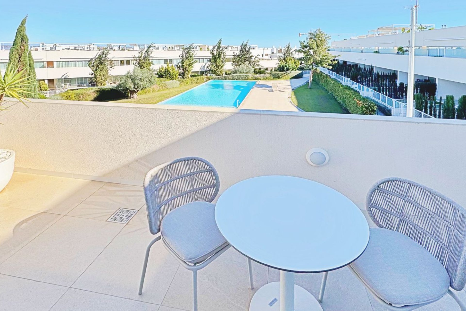 Odsprzedaż - Apartament - Torrevieja - Los Balcones