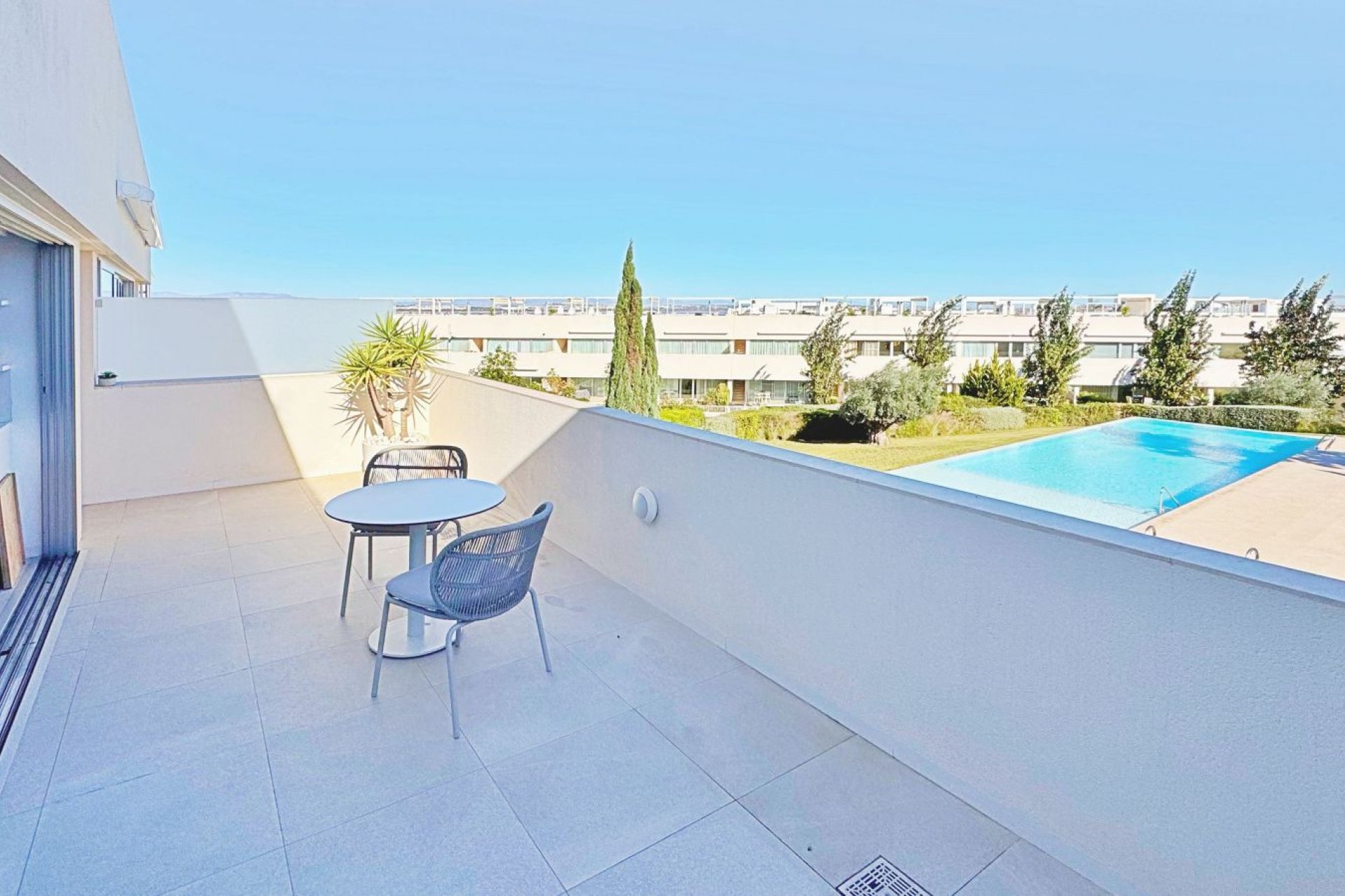 Odsprzedaż - Apartament - Torrevieja - Los Balcones