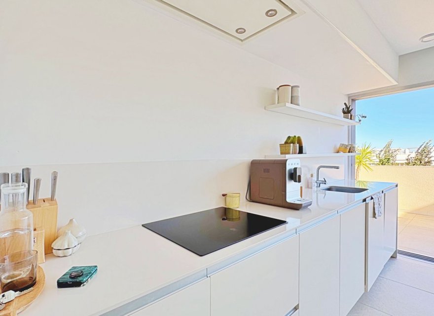 Odsprzedaż - Apartament - Torrevieja - Los Balcones