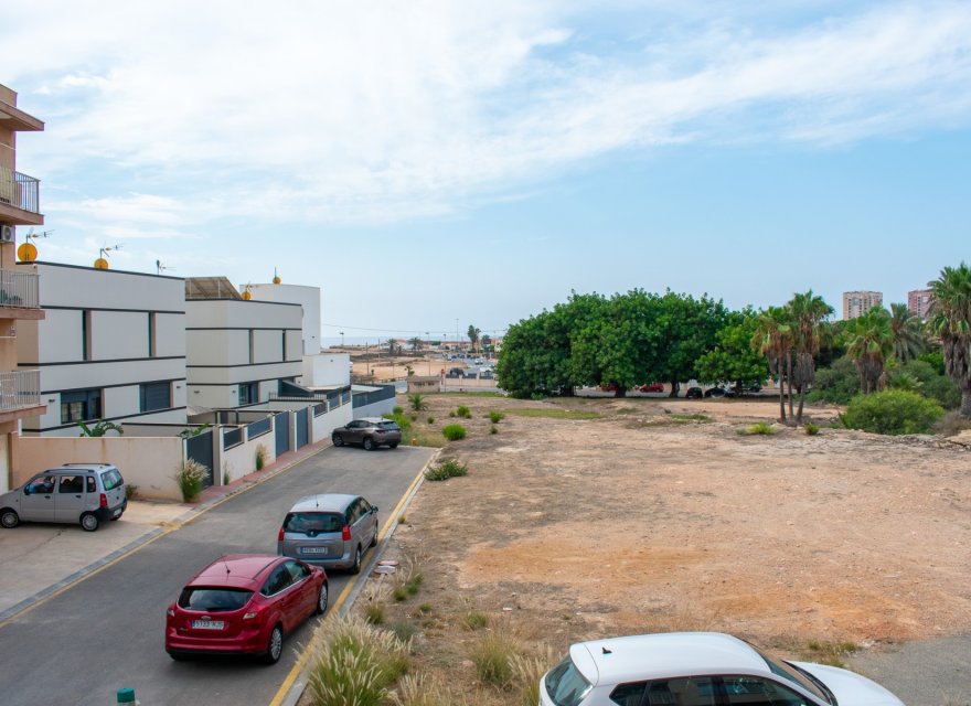 Odsprzedaż - Apartament - Torrevieja - Los Frutales