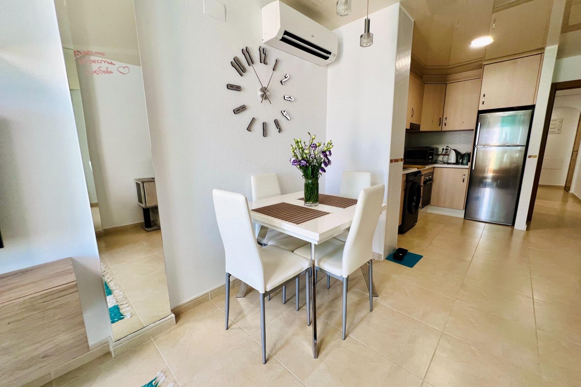 Odsprzedaż - Apartament - Torrevieja - Playa de los Locos