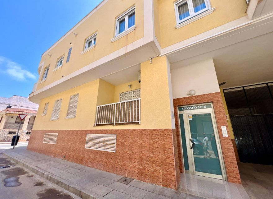 Odsprzedaż - Apartament - Torrevieja - Playa de los Locos