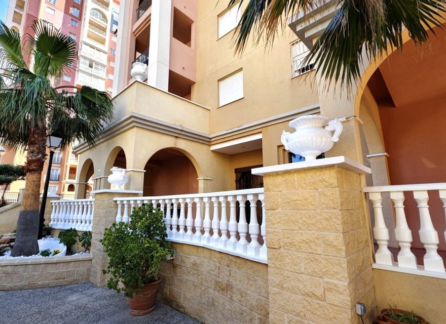 Odsprzedaż - Apartament - Torrevieja - Playa de los Locos