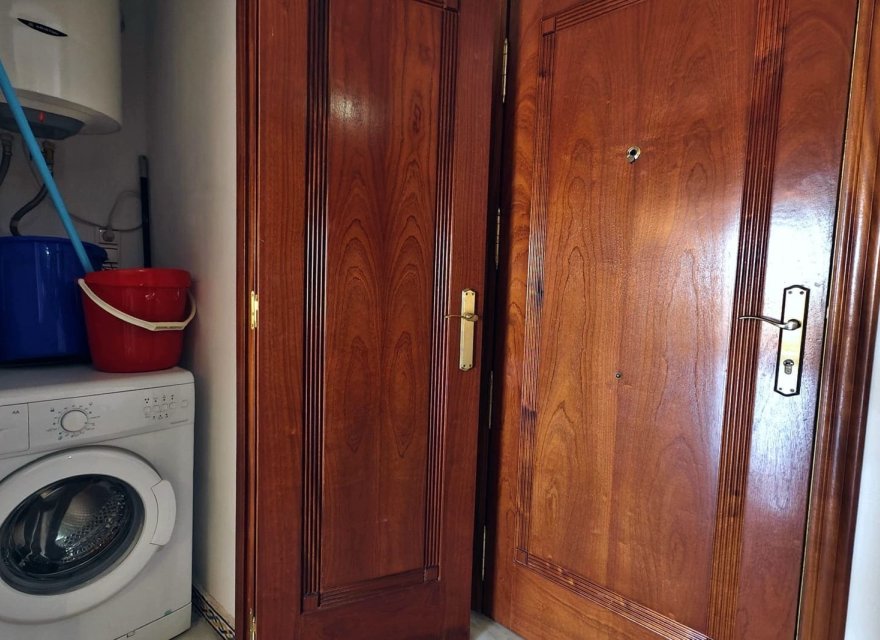 Odsprzedaż - Apartament - Torrevieja - Playa de los Locos