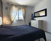 Odsprzedaż - Apartament - Torrevieja - Playa de los Locos