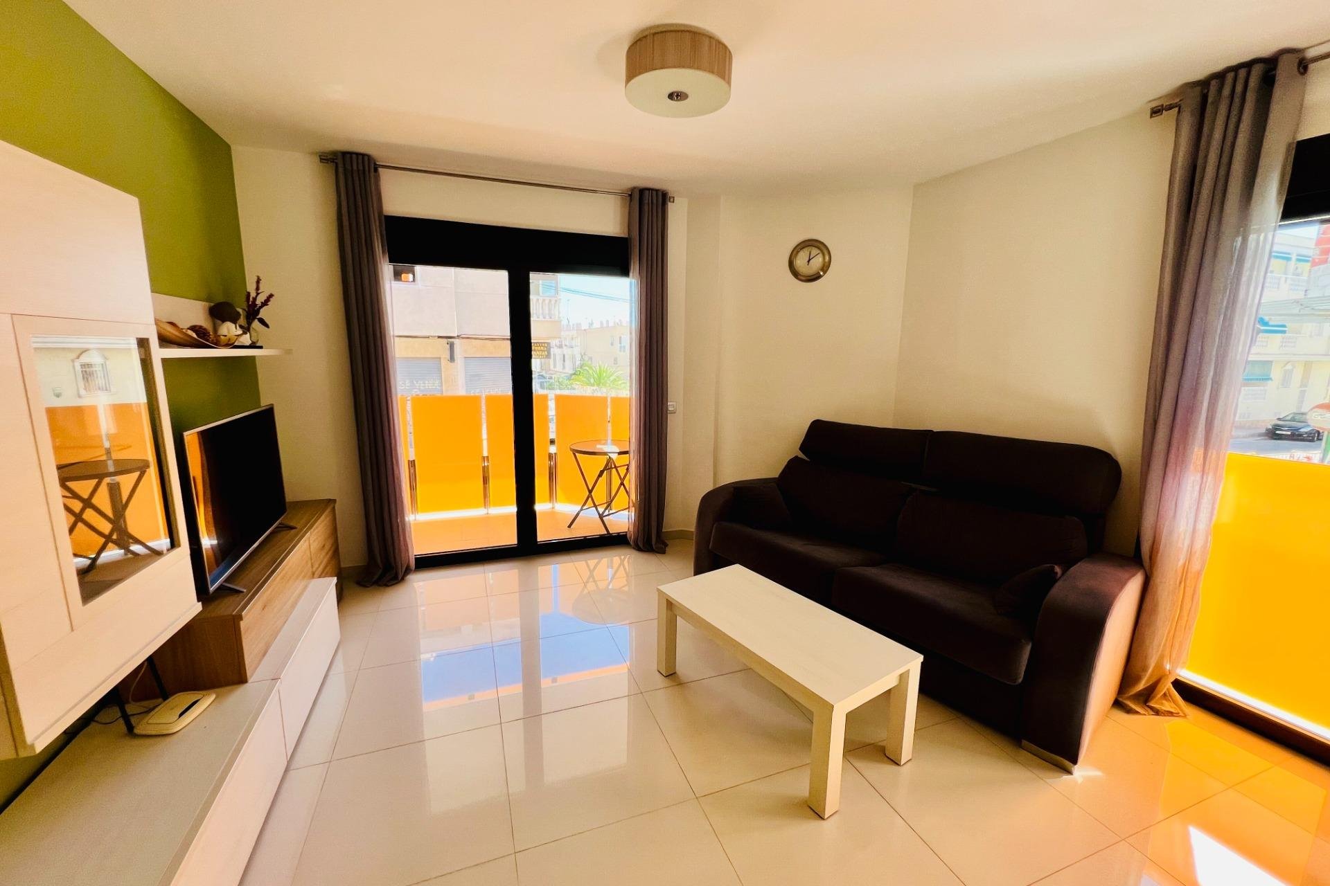 Odsprzedaż - Apartament - Torrevieja - Playa del Cura