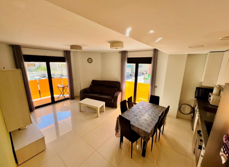 Odsprzedaż - Apartament - Torrevieja - Playa del Cura
