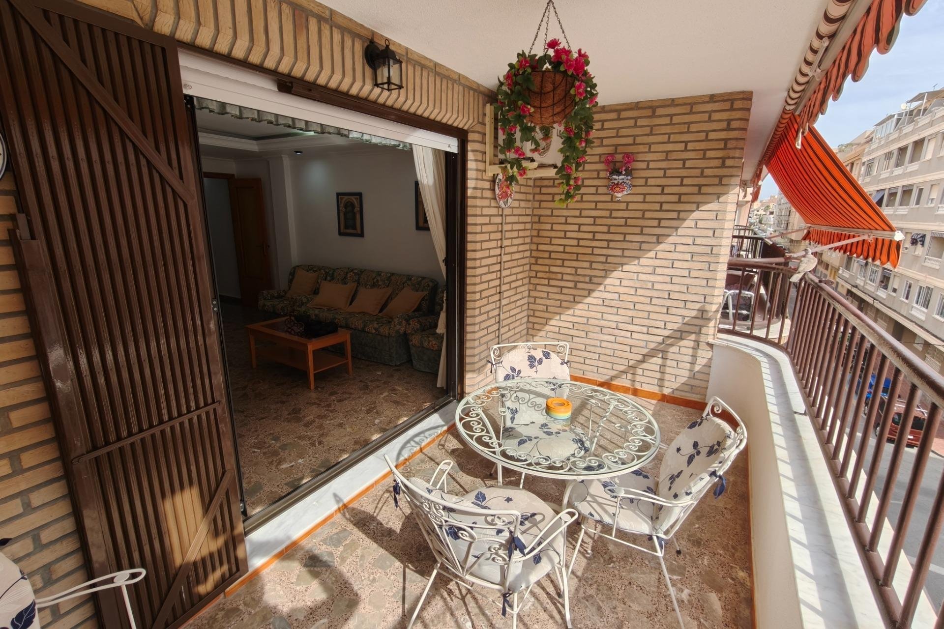 Odsprzedaż - Apartament - Torrevieja - Playa del Cura