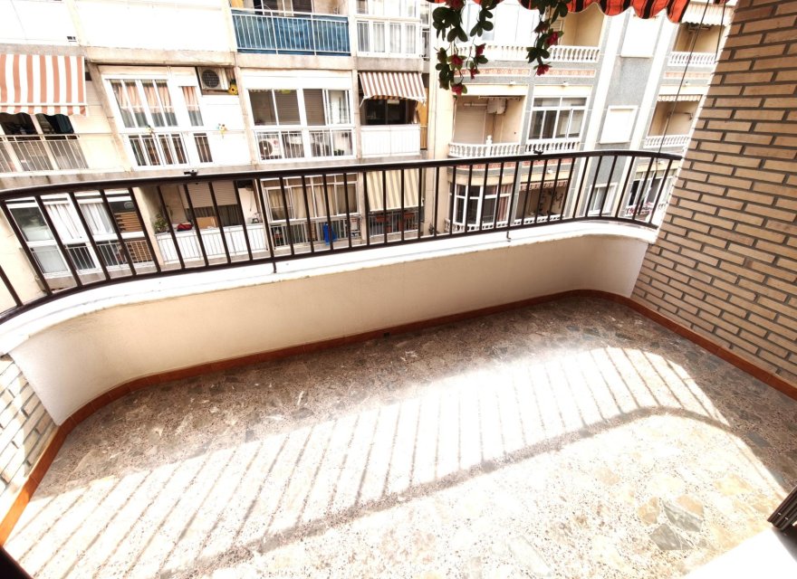 Odsprzedaż - Apartament - Torrevieja - Playa del Cura
